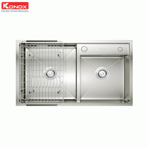 chau-rua-bat-inox-2-ho-konox-overmount-sink-kn8245do-rua-chen